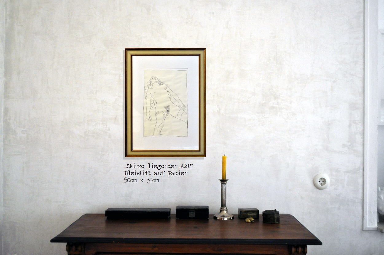 Skizzen liegender Akt